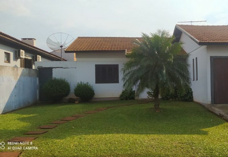 b3d85998-40de-46e2-8927-f4959c233a77